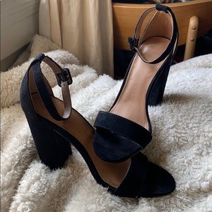 Urban Outfitters thick chunky black heels